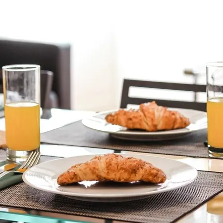 Guestready - Chic Flat Near Lisbon Cathedral Apartment *