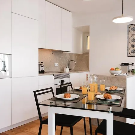 Apartment Guestready - Chic Flat Near Lisbon Cathedral *