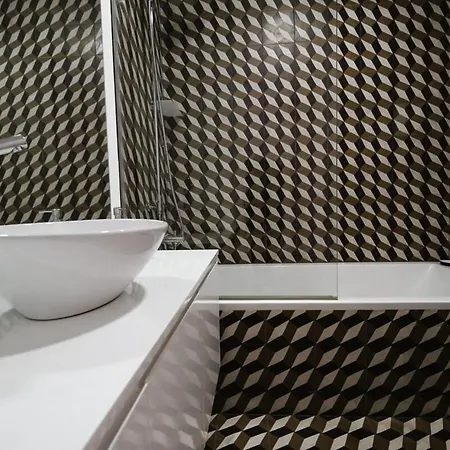 شقة Guestready - Chic Flat Near Cathedral *