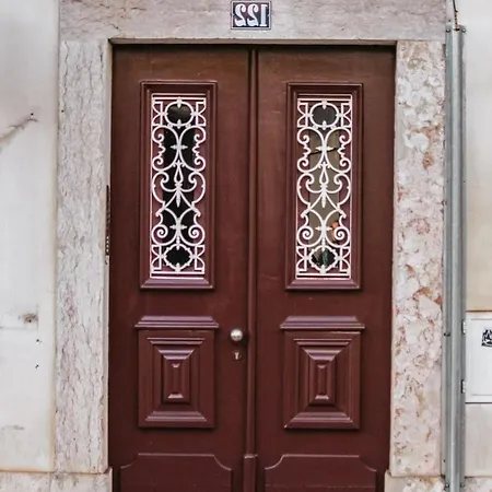 Guestready - Chic Flat Near Cathedral شقة